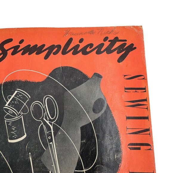 Simplicity Sewing Book 1943 Patterns Dressmaking Needle & Thread - Picture 3 of 6